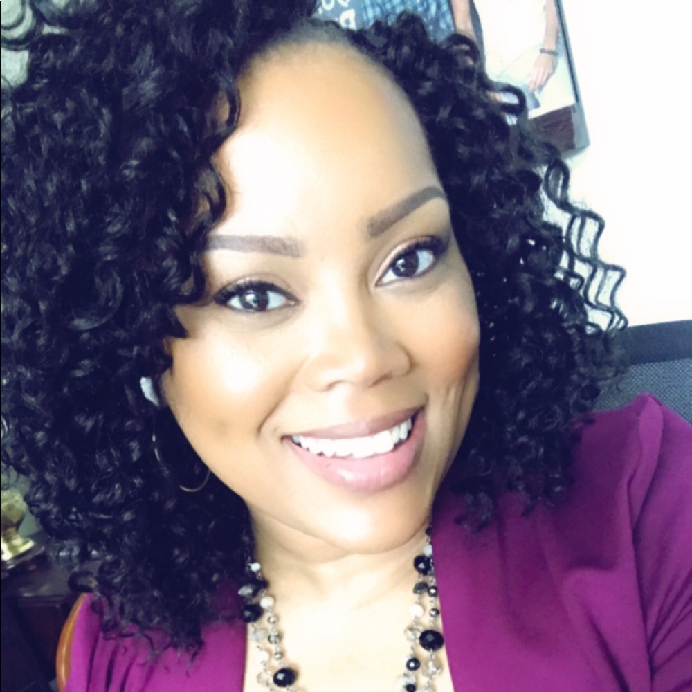 Meet your Posher, Kimberly